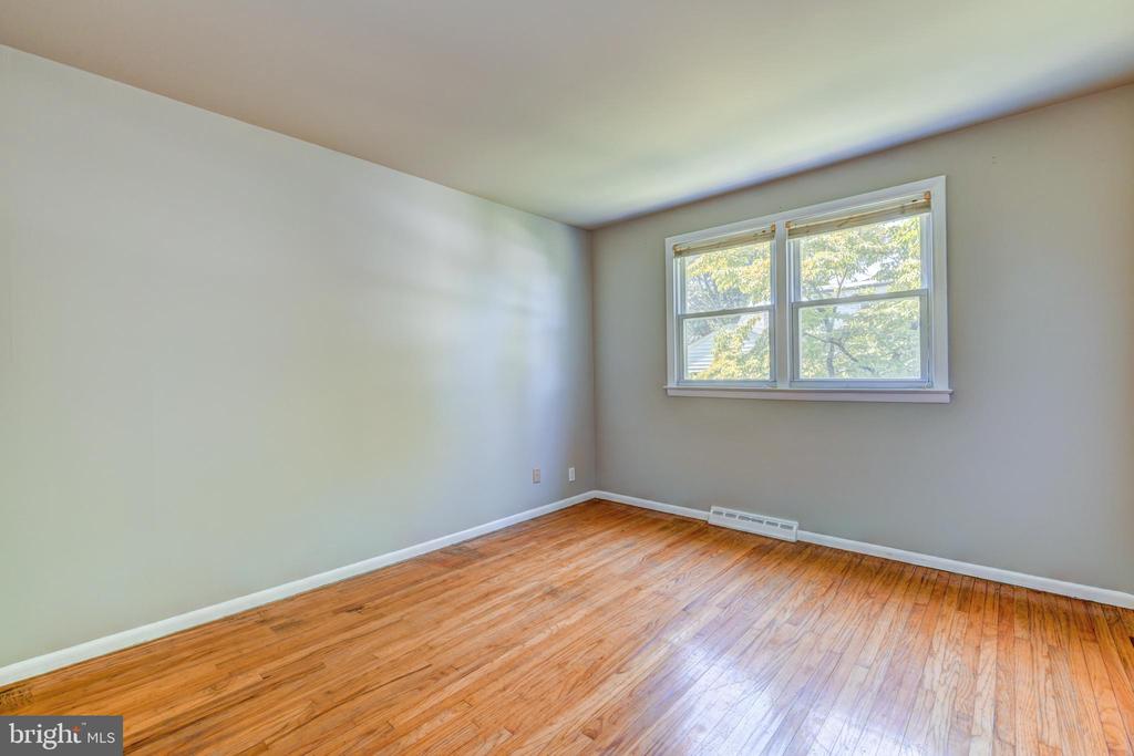 305 Preston Rd