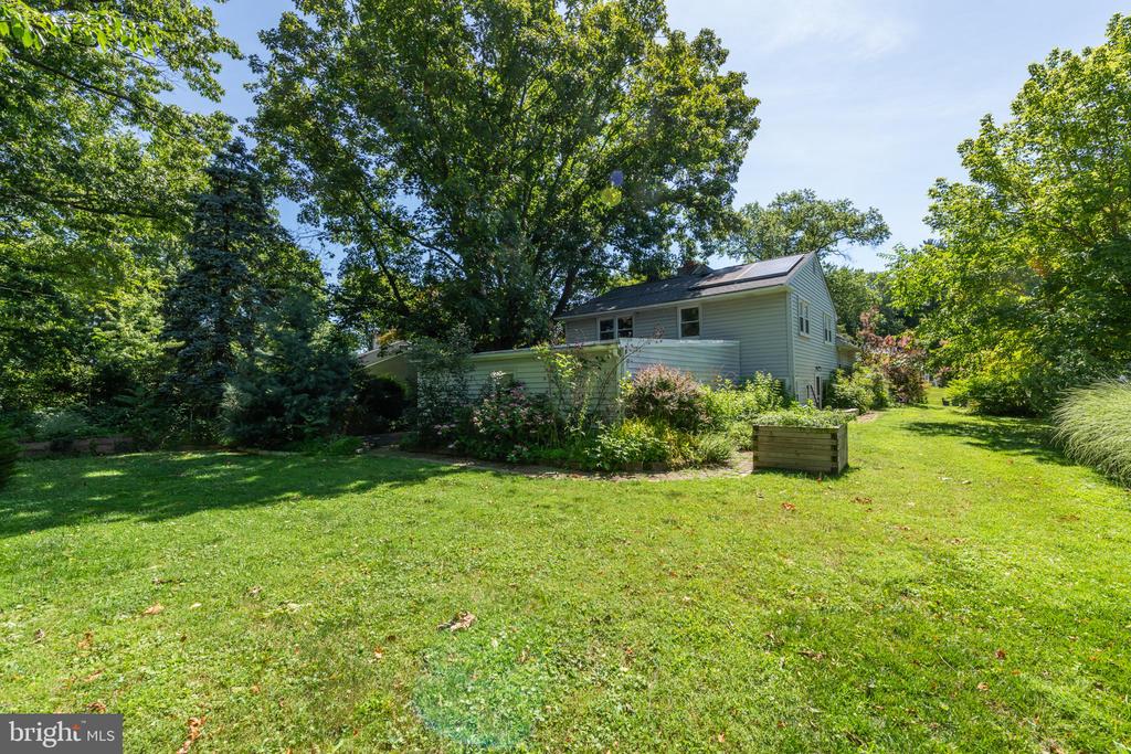 305 Preston Rd