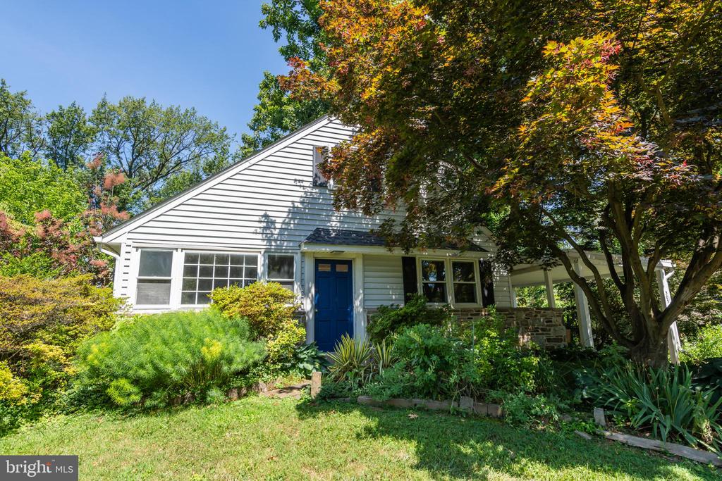 305 Preston Rd