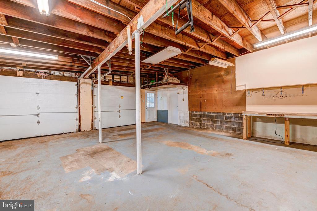 305 Preston Rd