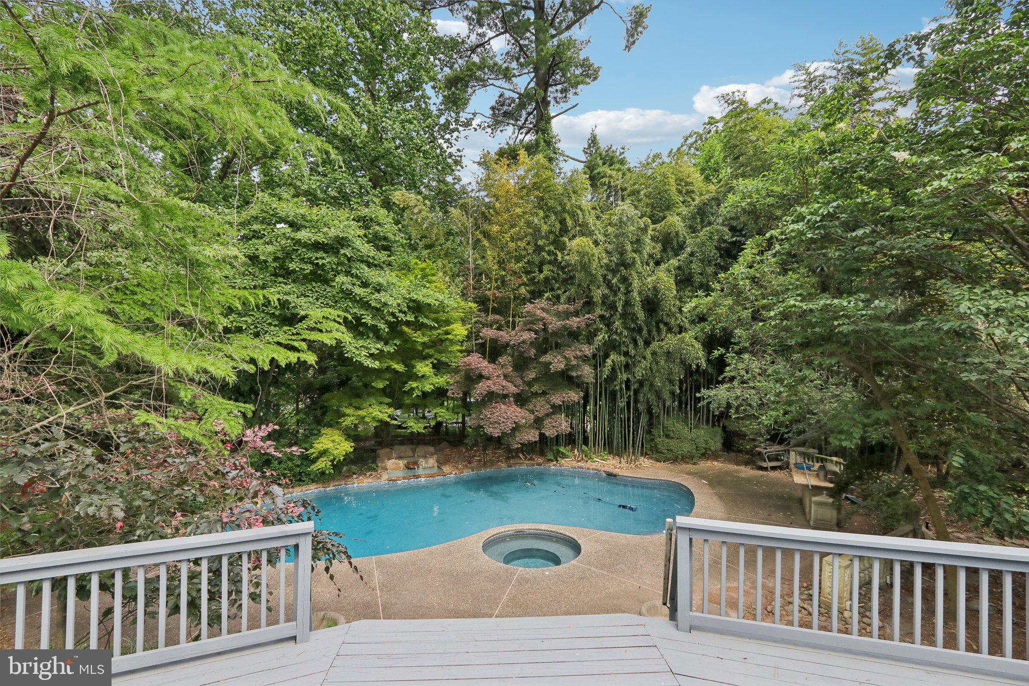 570 Penllyn Blue Bell Pike