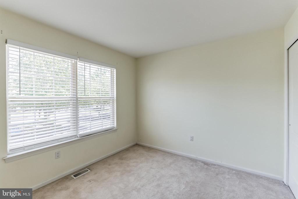 7102 UNION CT
