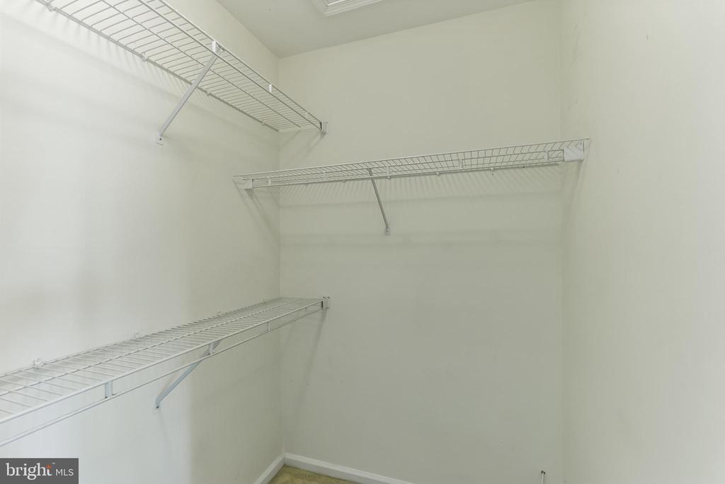 7102 UNION CT