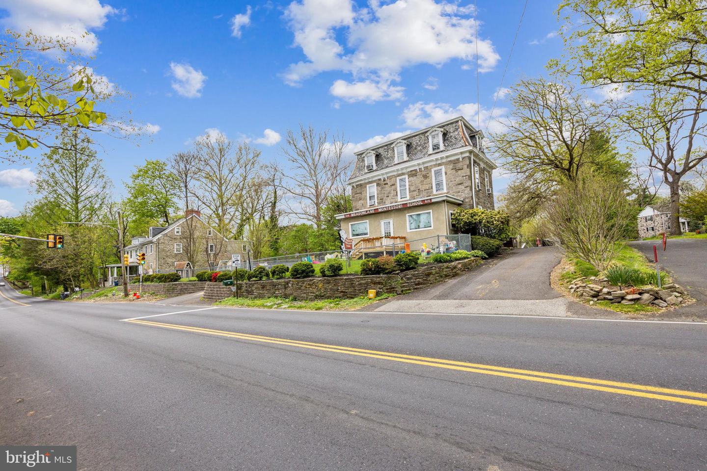 616 Meetinghouse Rd