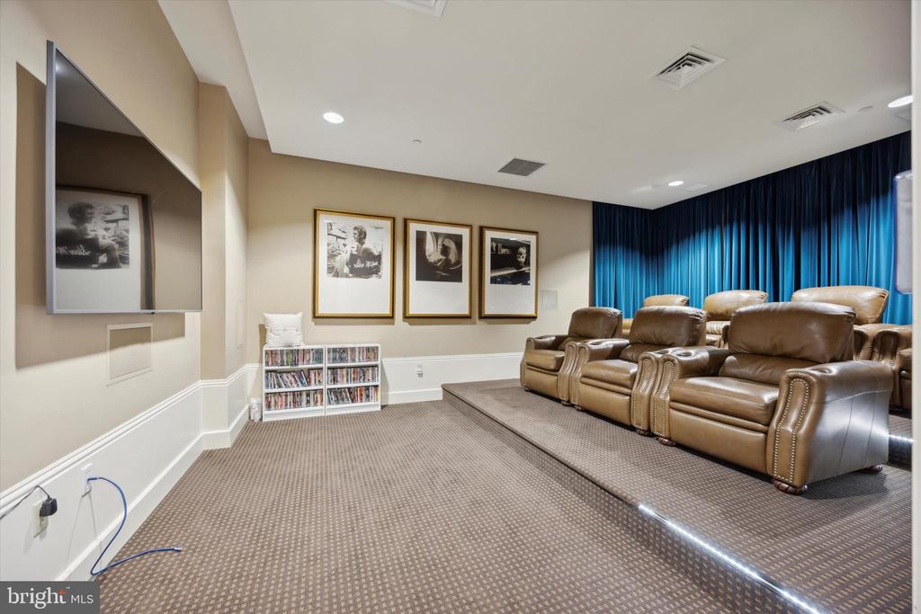 104 W Kennedy Rd #194