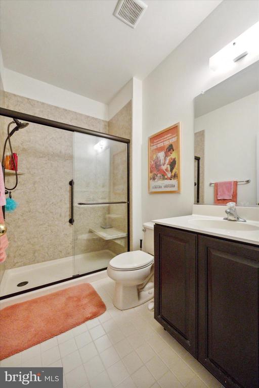 104 W Kennedy Rd #194
