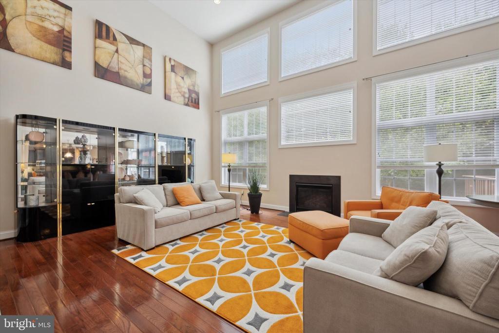 104 W Kennedy Rd #194