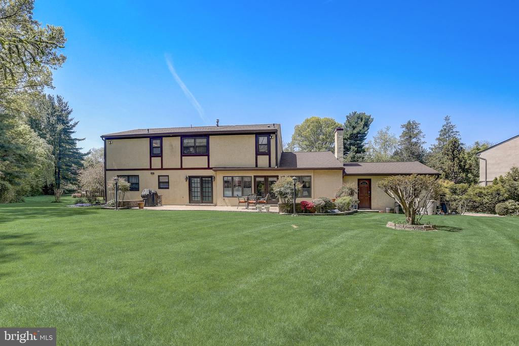 3883 Mettler Ln