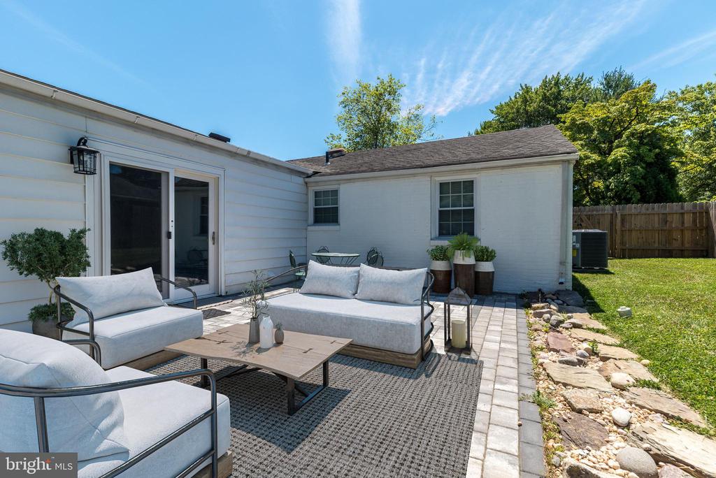 209 Chelsea Rd