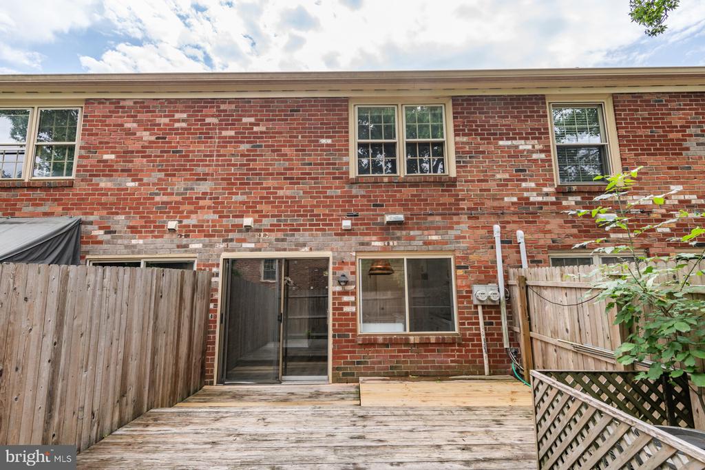 123 MACKLENBURG DR #L 21D