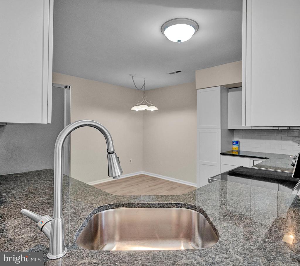 1302 Foxmeadow Dr #Condo 1302