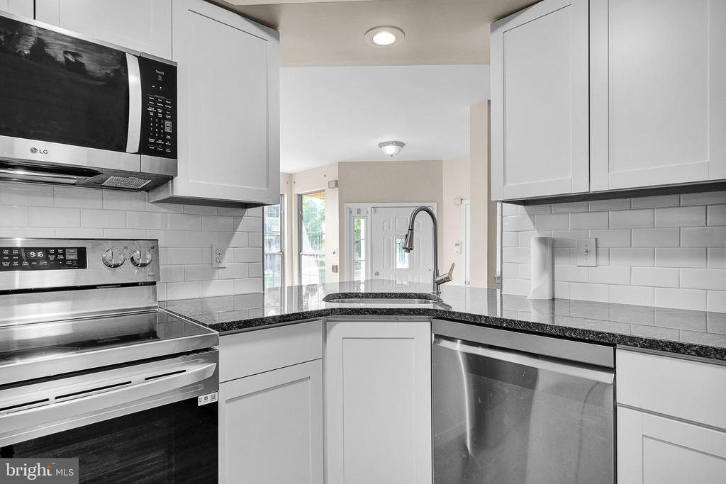 1302 Foxmeadow Dr #Condo 1302