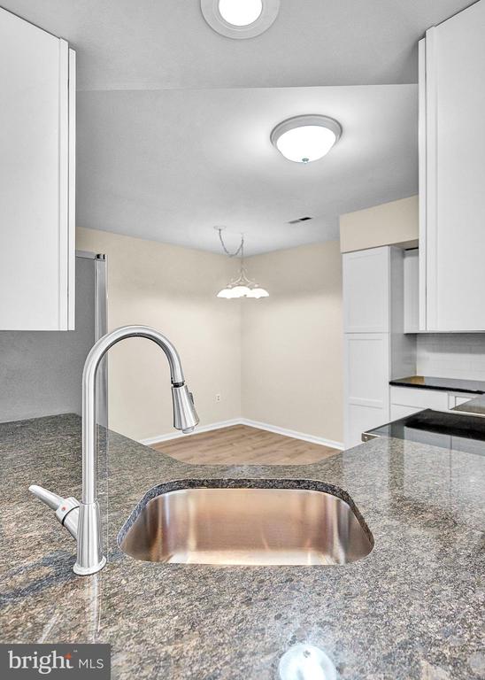 1302 Foxmeadow Dr #Condo 1302
