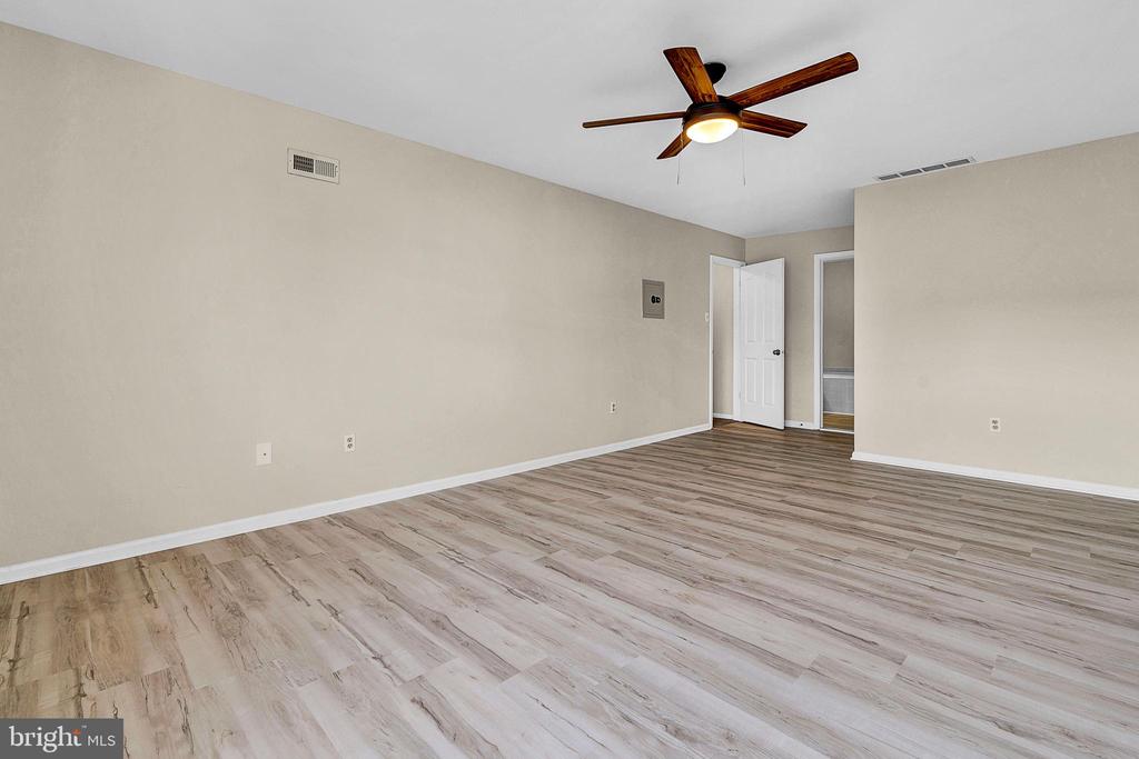 1302 Foxmeadow Dr #Condo 1302