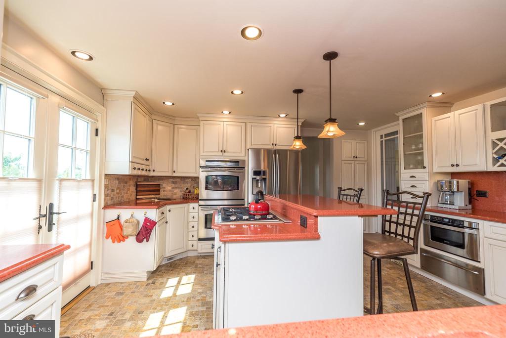 1395 Pinetown Rd