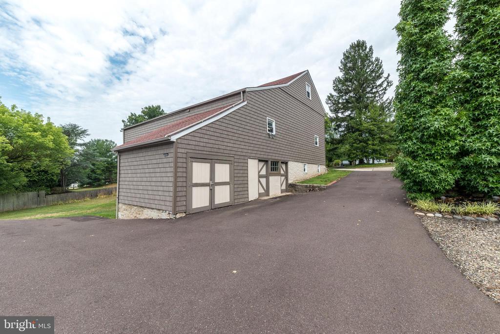 1395 Pinetown Rd