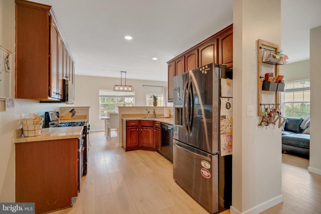 206 Clarkdale Ln
