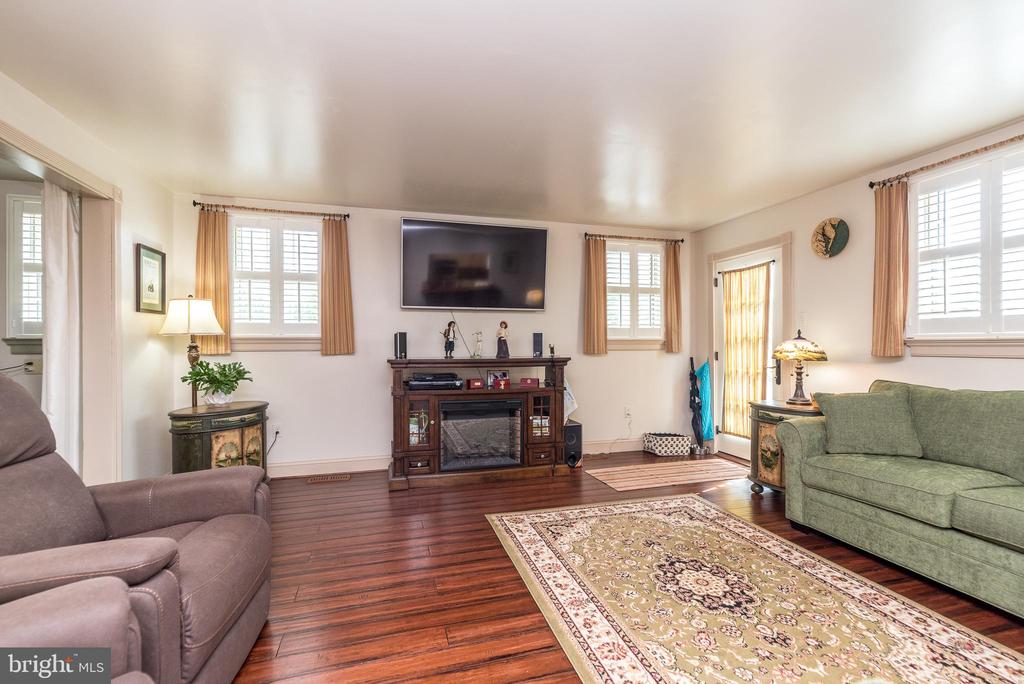 1395 Pinetown Rd