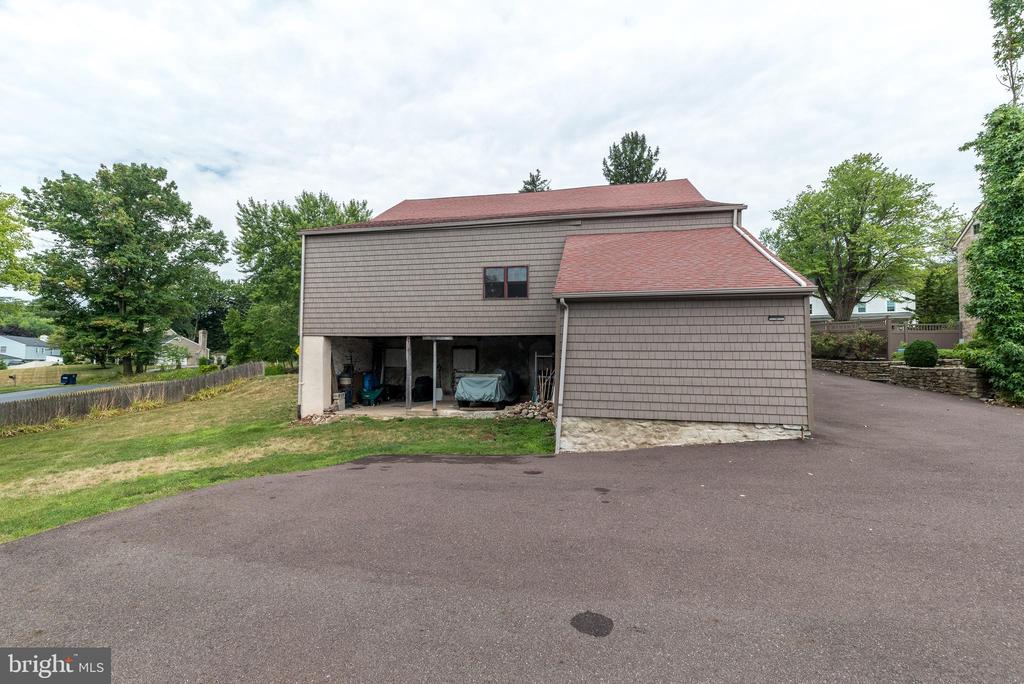 1395 Pinetown Rd