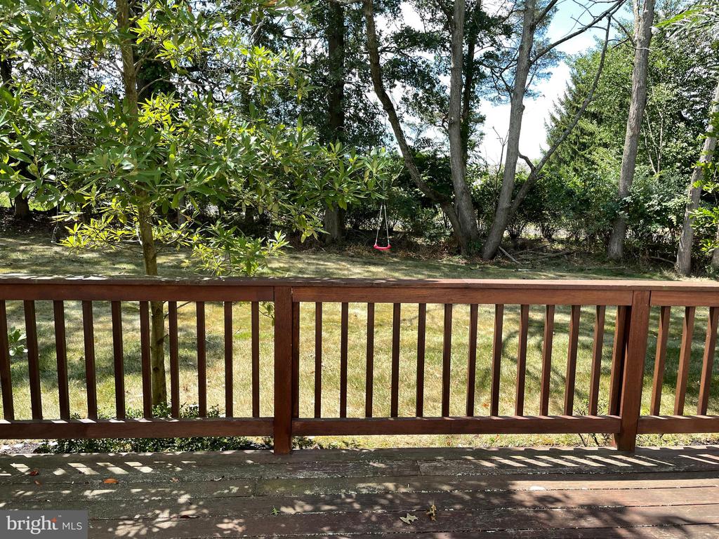 102 BAY HILL DR