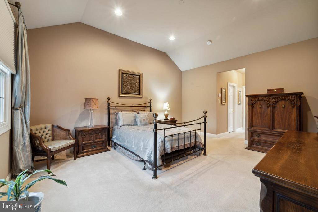 110 Brindle Ct