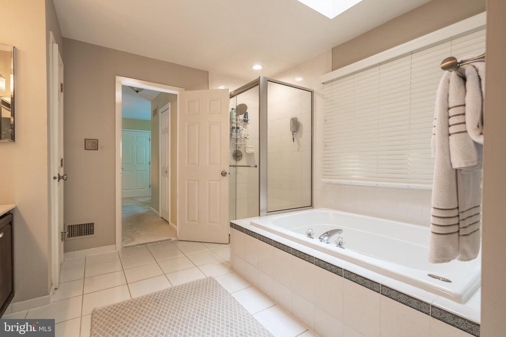 101 Davis Dr