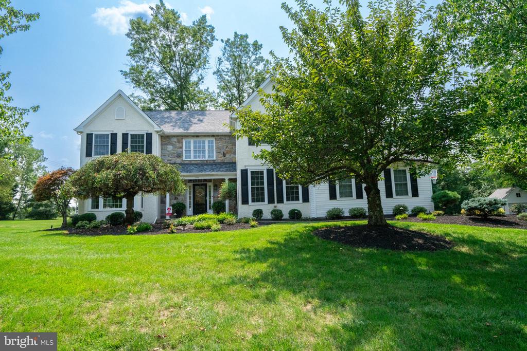 101 Davis Dr