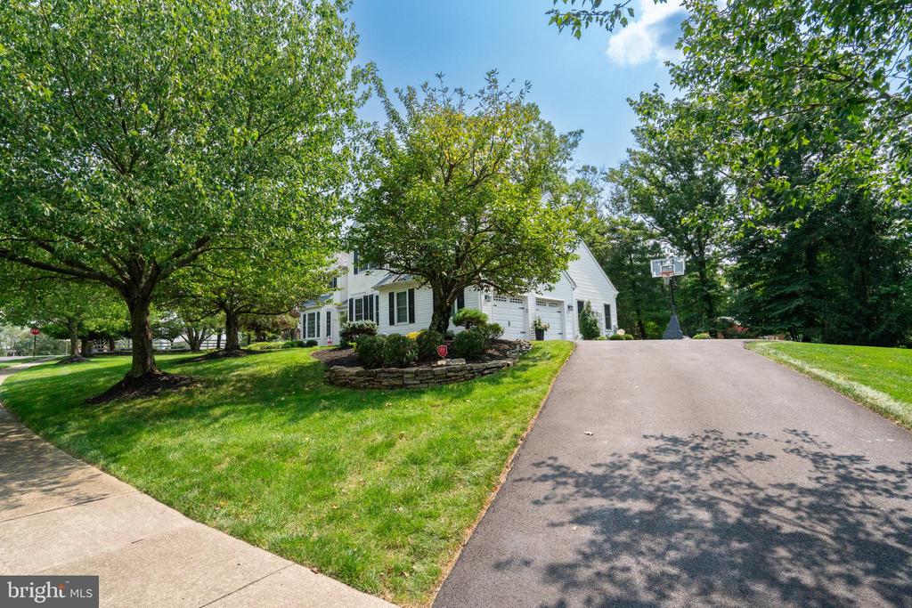 101 Davis Dr