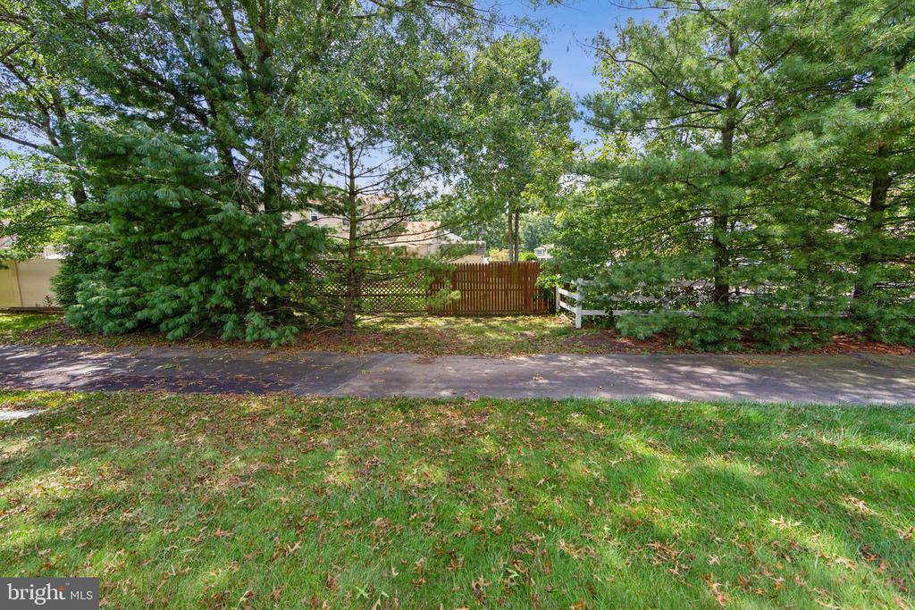 3128 Arbour Green Ct