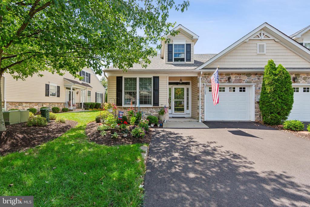 3128 Arbour Green Ct