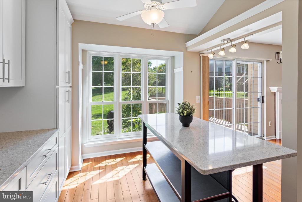 433 Country Club Dr