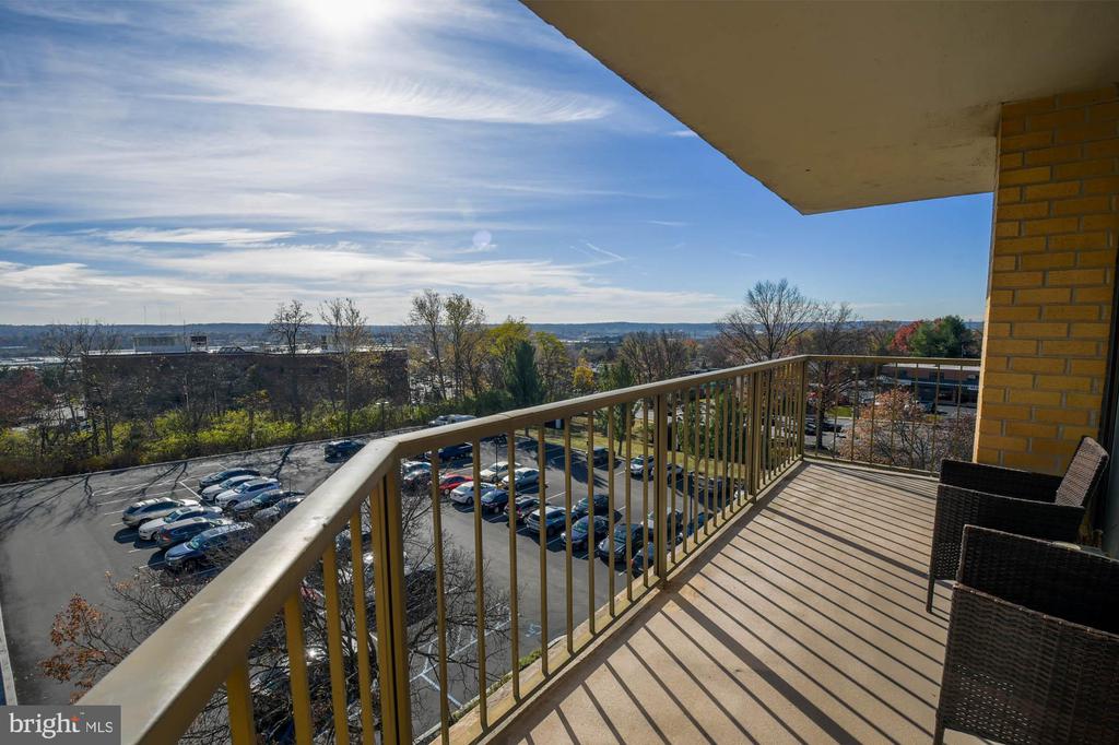 666 W Germantown Pike #2501