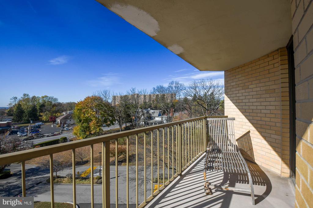 666 W Germantown Pike #2501