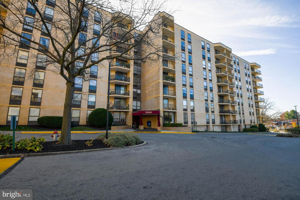 666 W Germantown Pike #2501