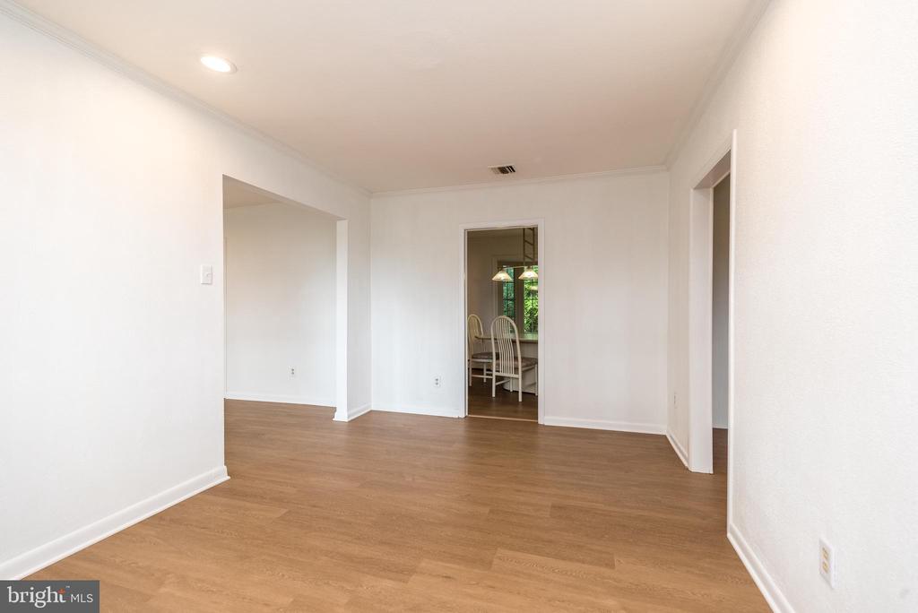 707 Forrest Ave