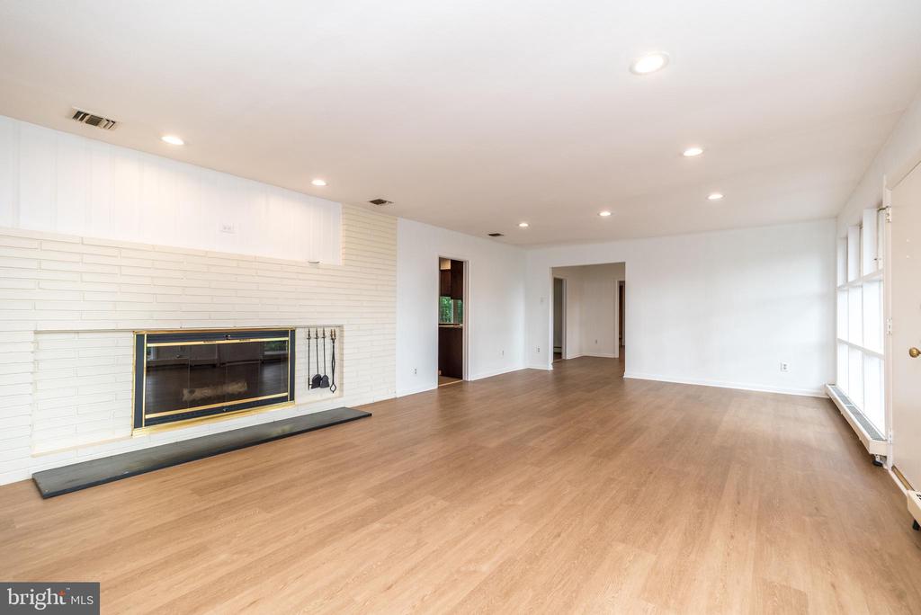 707 Forrest Ave