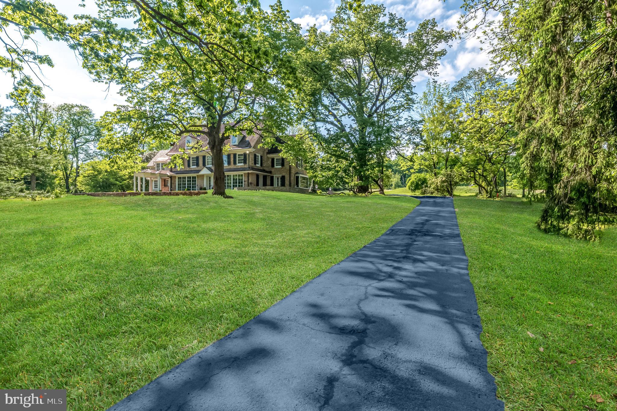 485 Lewis Ln