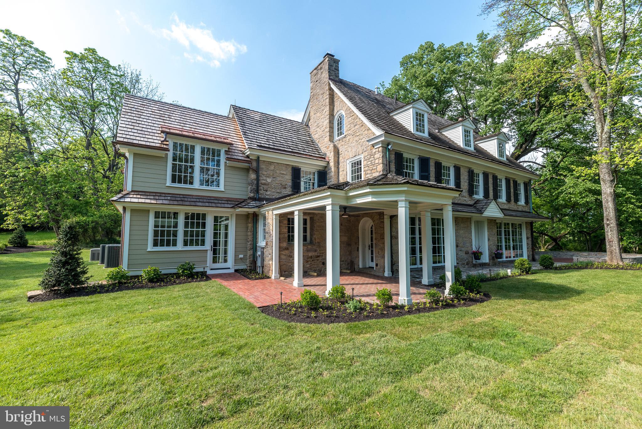 485 Lewis Ln