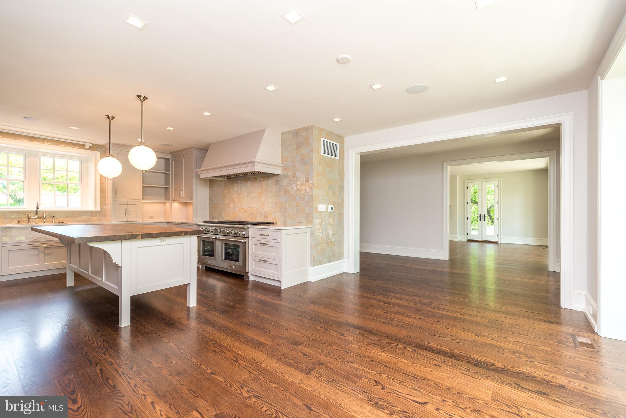 485 Lewis Ln