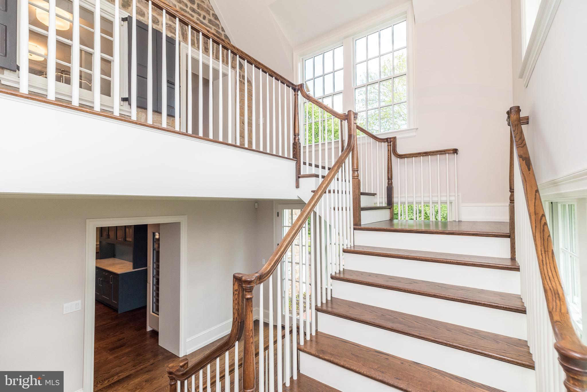 485 Lewis Ln