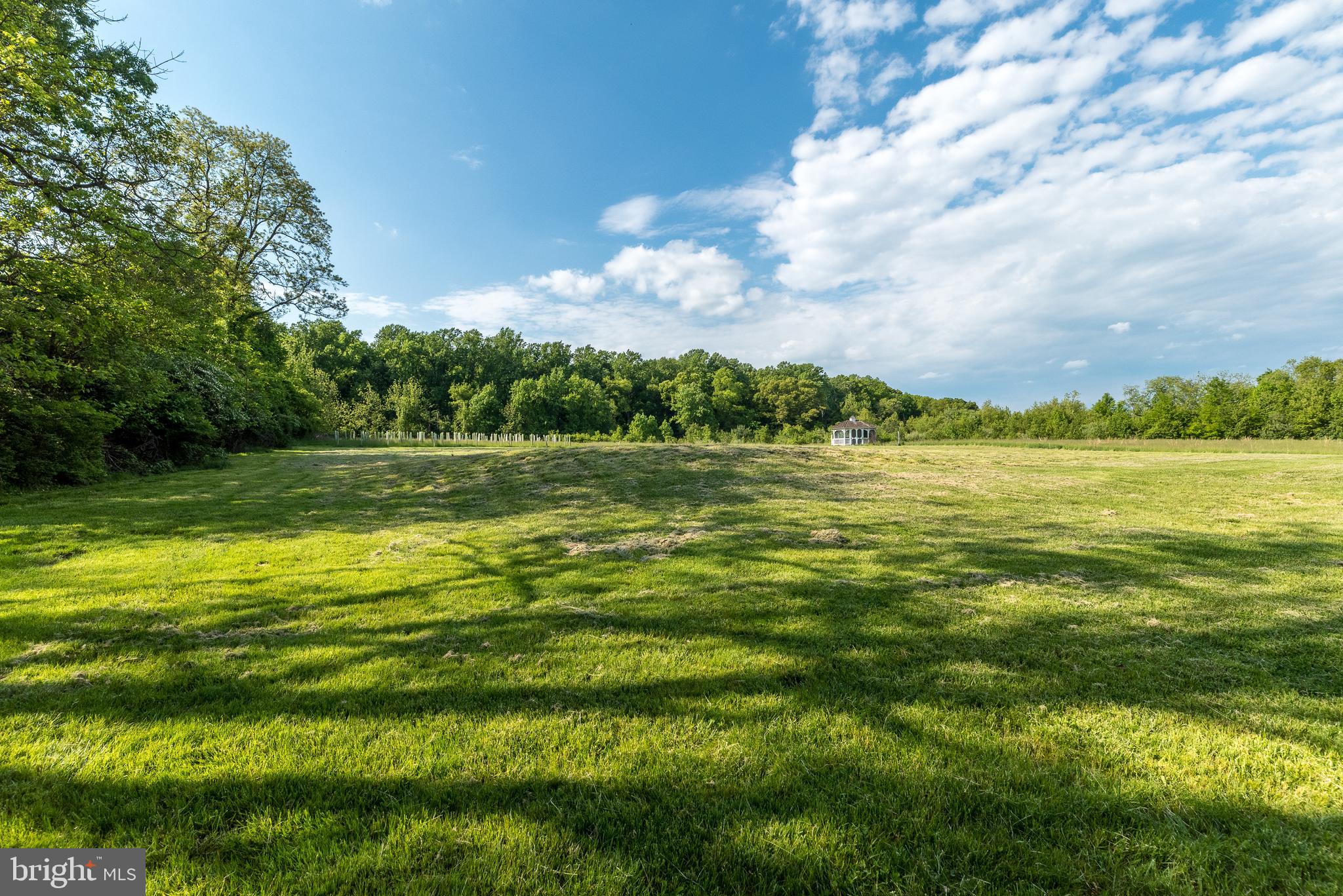 485 Lewis Ln