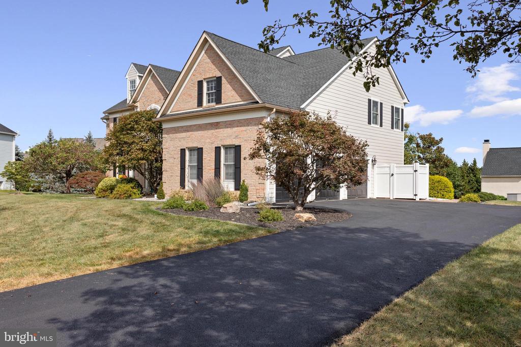 100 Tracey Cir