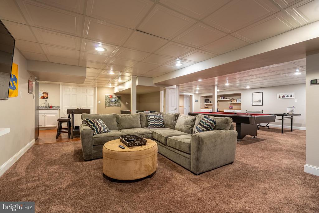 100 Tracey Cir