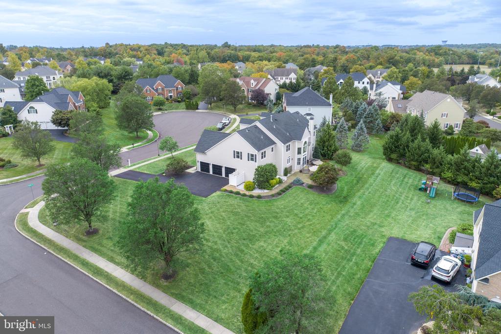 100 Tracey Cir
