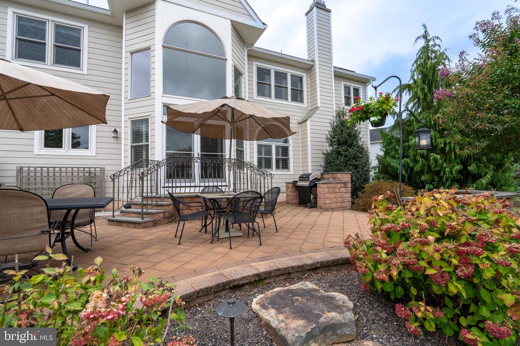 100 Tracey Cir