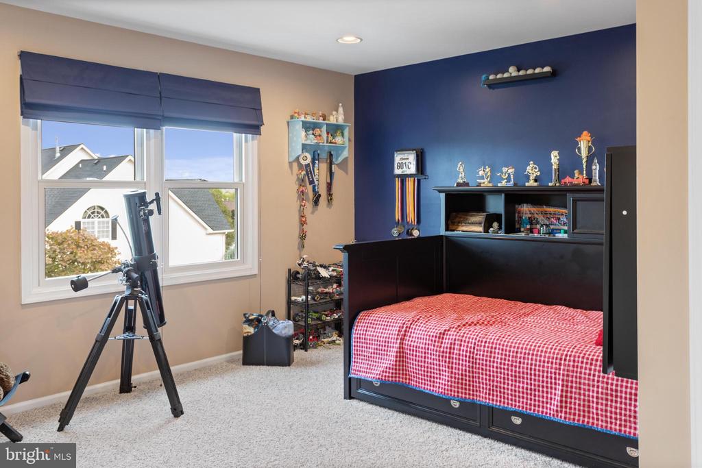 100 Tracey Cir