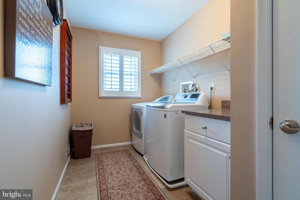 100 Tracey Cir
