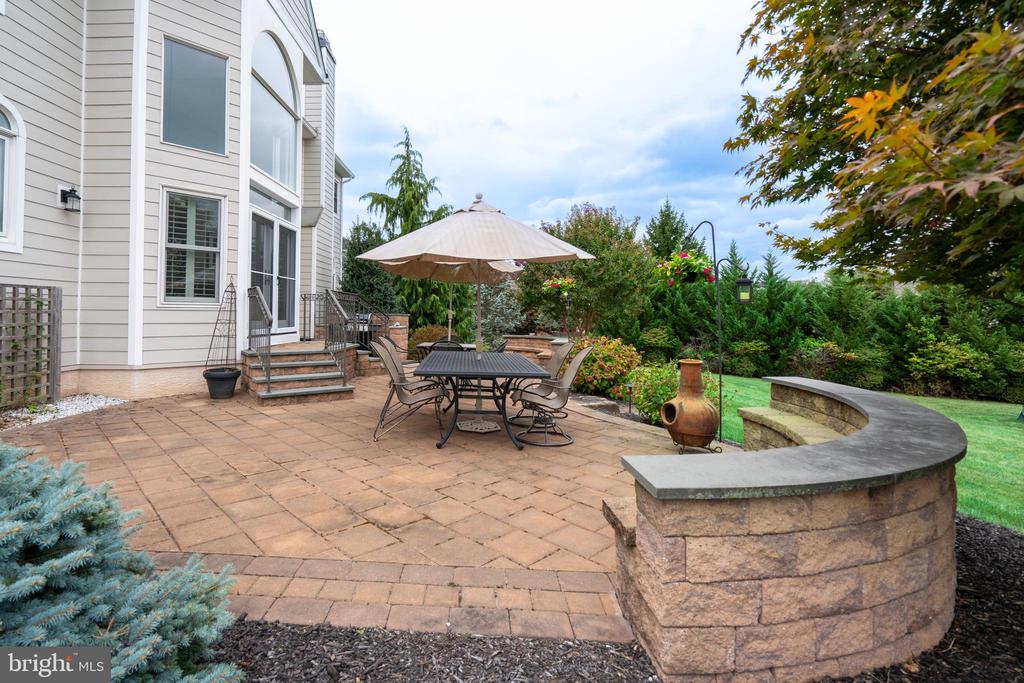 100 Tracey Cir