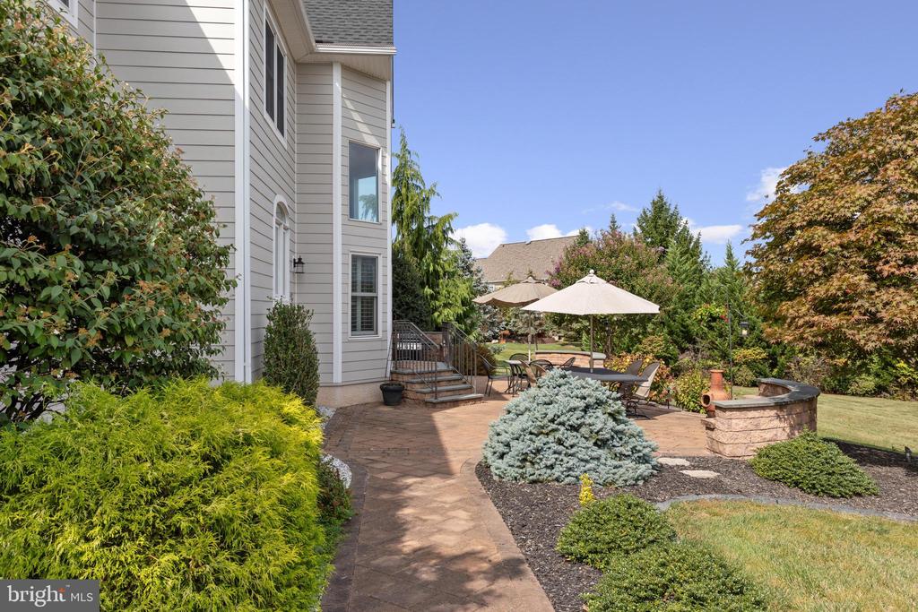100 Tracey Cir
