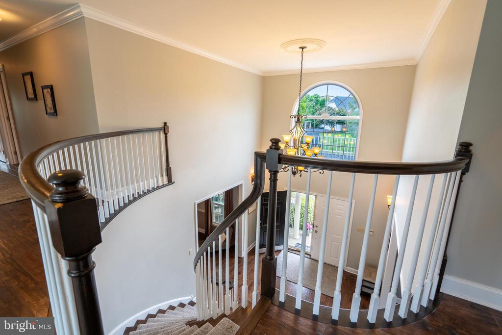 100 Tracey Cir